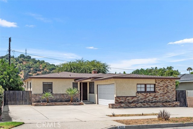 Detail Gallery Image 1 of 33 For 420 E Colorado Ave, Glendora,  CA 91740 - 3 Beds | 2 Baths