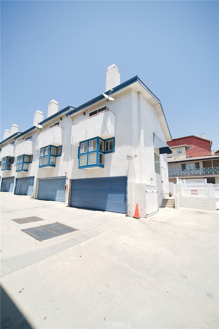 532 Venice Way #8