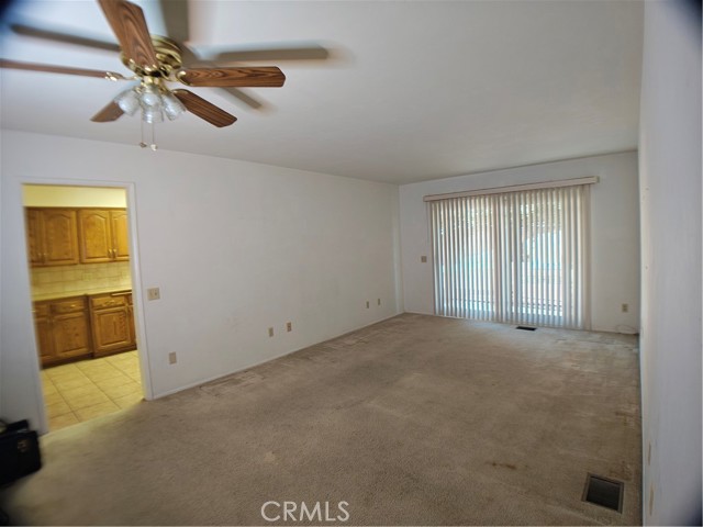 Detail Gallery Image 8 of 13 For 35617 Panorama Dr, Yucaipa,  CA 92399 - 3 Beds | 2 Baths