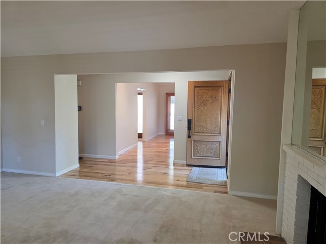 Detail Gallery Image 9 of 33 For 4042 Stoneriver Ct, Westlake Village,  CA 91362 - 3 Beds | 2 Baths
