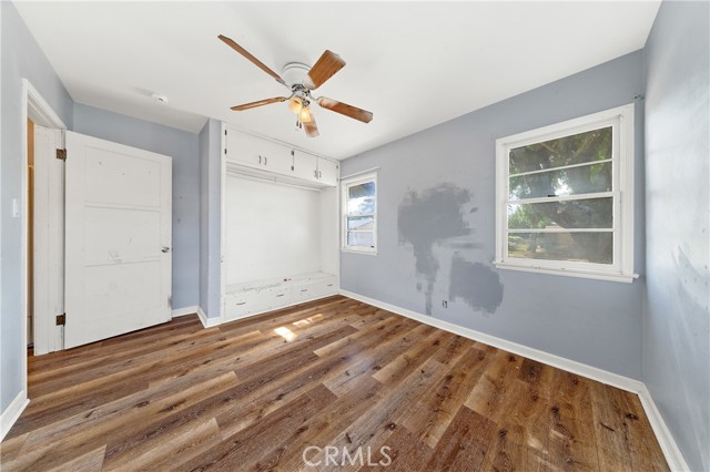 725 Michigan Avenue, Beaumont CA: https://media.crmls.org/medias/52e30b12-d101-4d5d-96e3-2019f6ee82b7.jpg