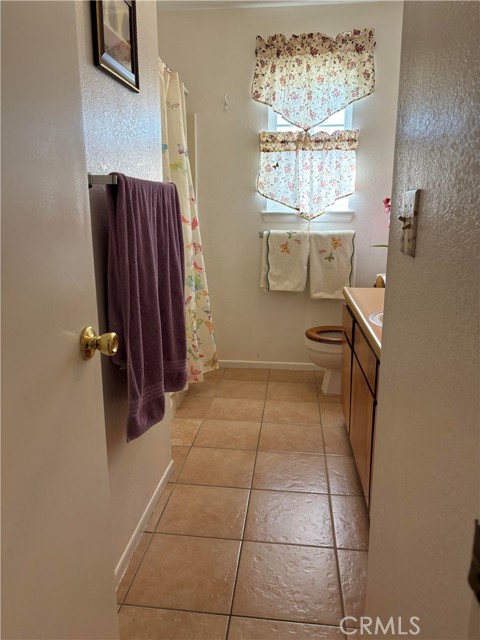 Detail Gallery Image 12 of 18 For 15873 La Paz Dr, Victorville,  CA 92395 - 3 Beds | 2 Baths