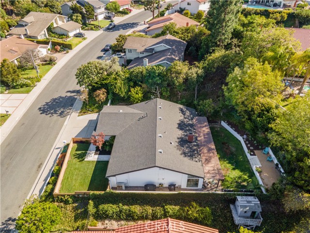 4031 Rousseau Lane, Palos Verdes Peninsula, California 90274, 3 Bedrooms Bedrooms, ,2 BathroomsBathrooms,Residential,Sold,Rousseau,PV22183505