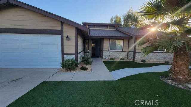 Detail Gallery Image 4 of 32 For 26619 June Way, Hemet,  CA 92544 - 3 Beds | 2 Baths