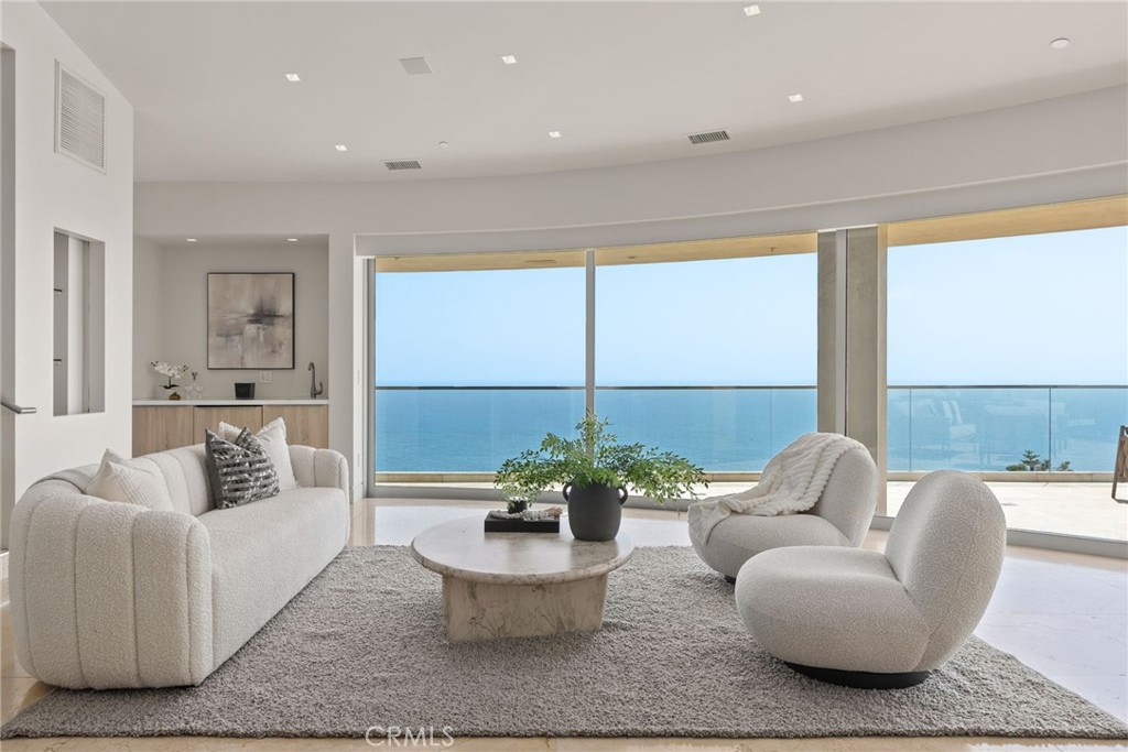 52e56b14 Cf15 43b5 9bd1 7009394420f3