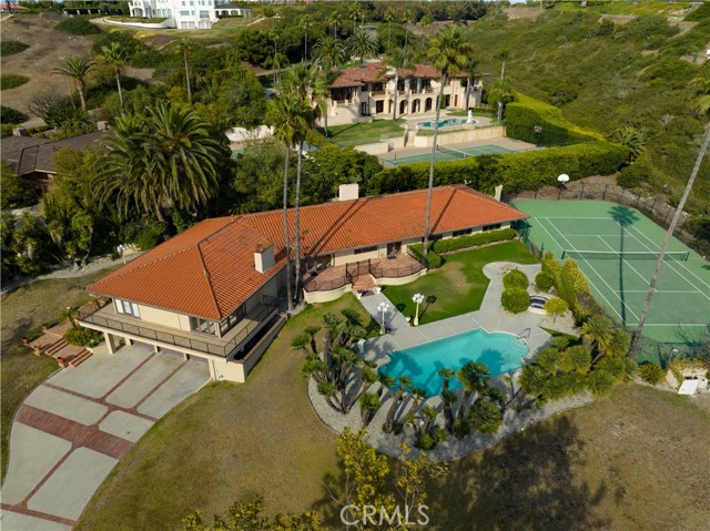 Detail Gallery Image 7 of 75 For 984 La Cresta Pl, Palos Verdes Estates,  CA 90274 - 6 Beds | 4 Baths