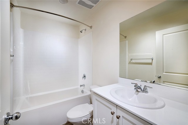 Detail Gallery Image 11 of 13 For 1257 Memorial Ave, Hemet,  CA 92543 - 3 Beds | 2/1 Baths