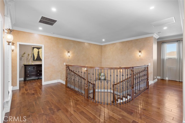 21131 Greenboro Lane, Huntington Beach CA: https://media.crmls.org/medias/52e65ed2-4cca-4755-9bd5-cd22699a4df8.jpg
