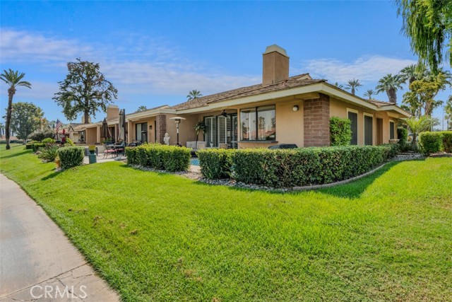 Detail Gallery Image 2 of 43 For 286 Castellana, Palm Desert,  CA 92260 - 3 Beds | 2 Baths