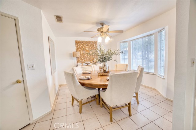 Detail Gallery Image 13 of 33 For 4630 N Lorna, Fresno,  CA 93705 - 3 Beds | 2 Baths