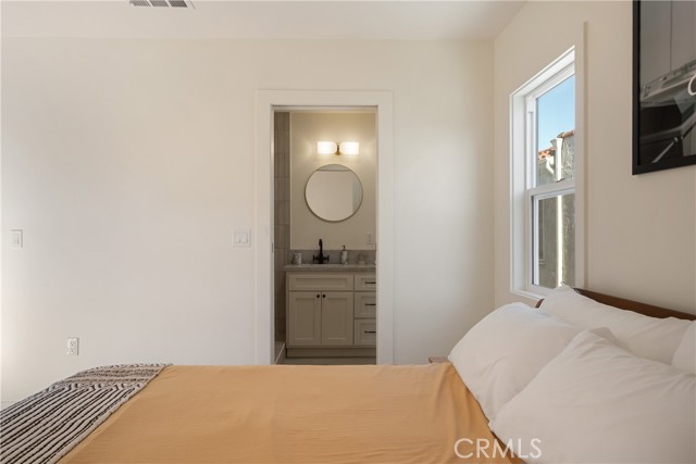 Detail Gallery Image 27 of 54 For 2014 W 84th St, Los Angeles,  CA 90047 - 3 Beds | 2 Baths