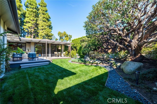 Image 4 of 32 For 15 Margate Square