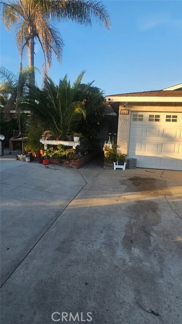 Detail Gallery Image 21 of 34 For 2313 Downie Pl, Santa Ana,  CA 92706 - 4 Beds | 2 Baths