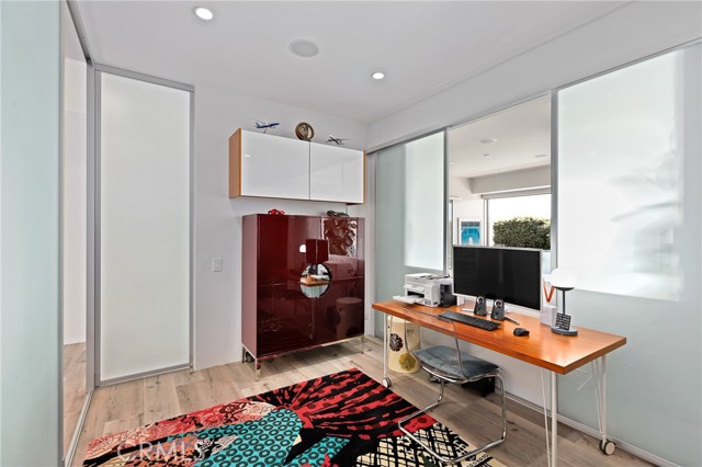 Detail Gallery Image 40 of 73 For 1088 Del Mar Ave, Laguna Beach,  CA 92651 - 4 Beds | 4/1 Baths