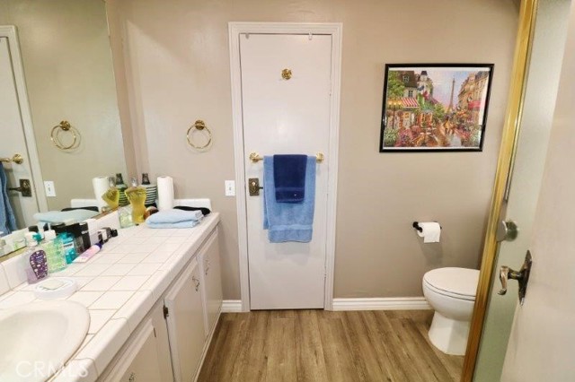731 Glenlake Drive, Placentia CA: https://media.crmls.org/medias/52eaa24c-637d-4700-8d58-7ad76c0e0927.jpg