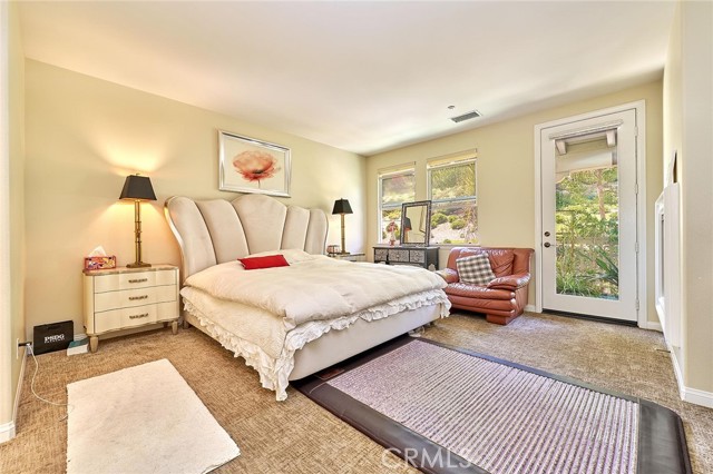 18977 Phelham Way, Yorba Linda CA: https://media.crmls.org/medias/52eb1ffc-811f-4af5-87d2-d161d3e26f4a.jpg
