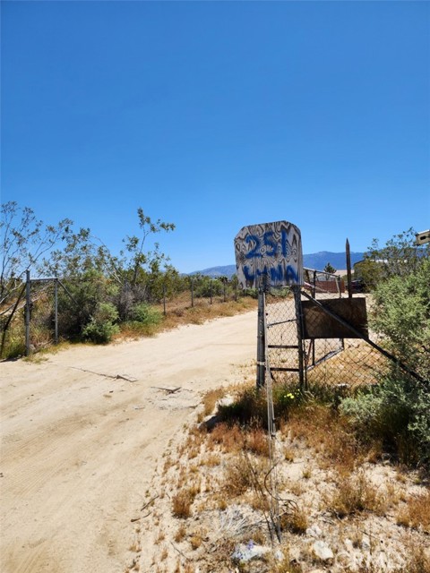 Detail Gallery Image 11 of 12 For 13275 County  Line St, Pinon Hills,  CA 92372 - – Beds | – Baths