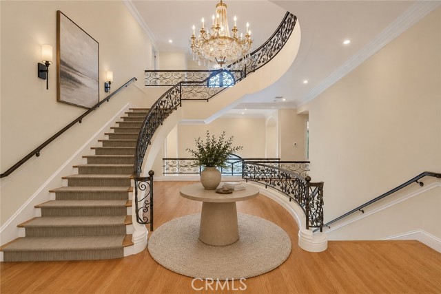 Front Image Thumbnail for CRGD25185762