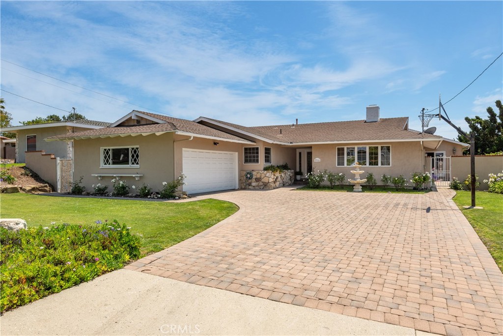 3316 Narino Drive