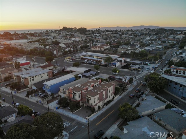 1617 Clark Lane, Redondo Beach, California 90278, 4 Bedrooms Bedrooms, ,3 BathroomsBathrooms,Residential,Sold,Clark,PV22238370