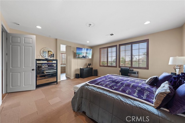 31637 Meadow Lane, Winchester CA: https://media.crmls.org/medias/52ef7382-b10b-4eed-9d66-98212d985b0c.jpg