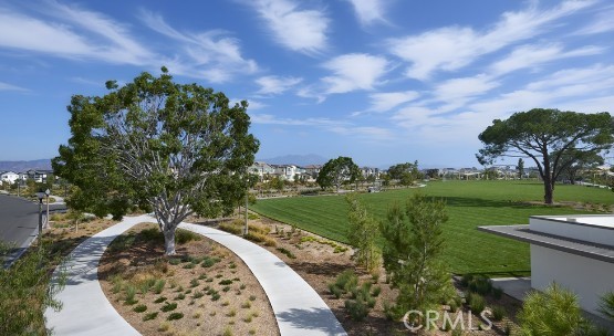 Detail Gallery Image 8 of 11 For 212 Briar Moon, Irvine,  CA 92618 - 4 Beds | 4/1 Baths