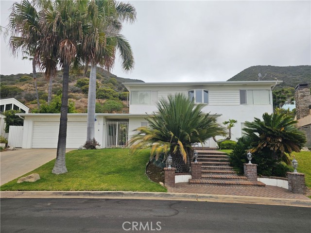 Detail Gallery Image 1 of 1 For 30722 Driftwood Dr, Laguna Beach,  CA 92651 - 3 Beds | 3 Baths