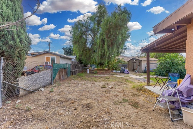 Detail Gallery Image 17 of 19 For 18585 14th, Bloomington,  CA 92316 - 2 Beds | 1 Baths