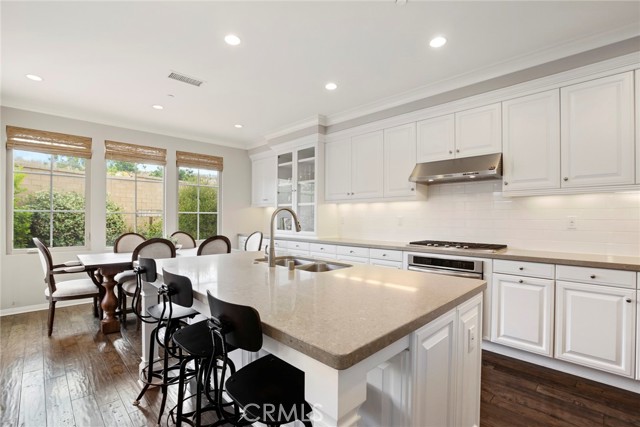 102 Brindisi, Irvine CA: https://media.crmls.org/medias/52f4b284-fe83-4352-96fd-278243910d32.jpg