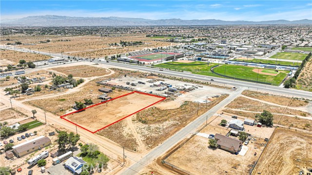 Image 3 for 13165 Aster Rd, Victorville, CA 92392