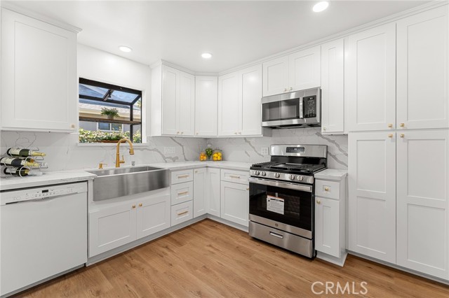 670 E Palm Avenue, Redlands CA: https://media.crmls.org/medias/52f6ccdf-396e-4581-9368-ba9ca6efb895.jpg
