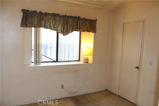 Detail Gallery Image 16 of 26 For 14549 Southwood Dr, Fontana,  CA 92337 - 3 Beds | 2 Baths
