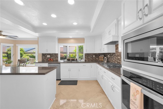 13614 Destino Place, Cerritos CA: https://media.crmls.org/medias/52f7f30d-3db1-46c0-a9e9-e54e92d6de9c.jpg