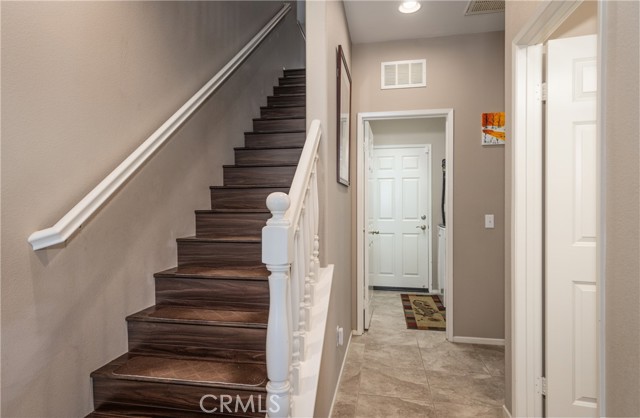 13025 Bowker Play Court, Beaumont CA: https://media.crmls.org/medias/52f91cd6-b1ec-412e-aace-a6a81588ef7c.jpg