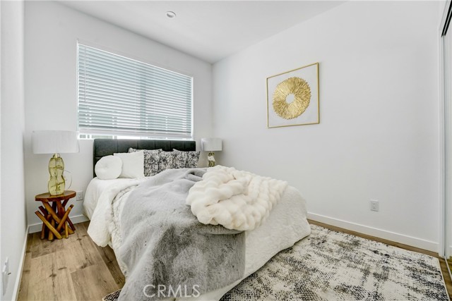 11956 Vanowen Ave, North Hollywood CA: https://media.crmls.org/medias/52f9bf1d-9bb9-4da2-bdb4-40f3346a788c.jpg