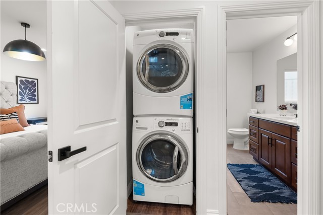1831 E Appleton Street, Long Beach CA: https://media.crmls.org/medias/52f9e625-267f-4d2e-8ceb-182d739e4ab6.jpg