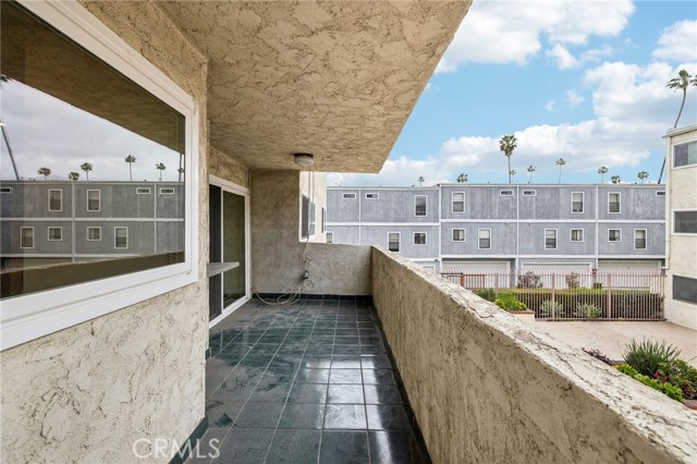 Detail Gallery Image 32 of 40 For 125 S Sierra Madre #215,  Pasadena,  CA 91107 - 2 Beds | 2 Baths