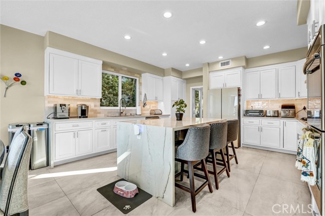 Detail Gallery Image 13 of 49 For 7315 Rutherford Hill, West Hills,  CA 91307 - 6 Beds | 4/1 Baths