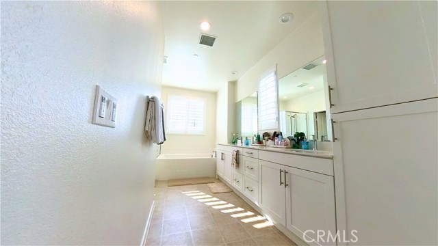 Detail Gallery Image 25 of 46 For 6035 Rio Bravo, Corona,  CA 92880 - 4 Beds | 3 Baths