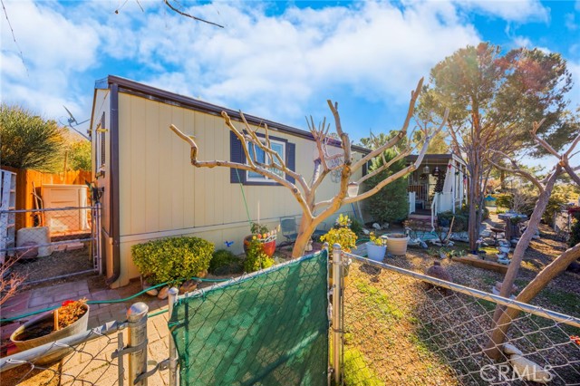 Detail Gallery Image 2 of 29 For 11414 Serra #15,  Apple Valley,  CA 92308 - 2 Beds | 1/1 Baths