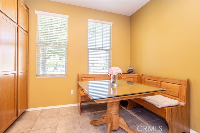 11480 Autumn Glen Court, Porter Ranch CA: https://media.crmls.org/medias/52fd7be7-4c16-4572-8241-e9768977df69.jpg