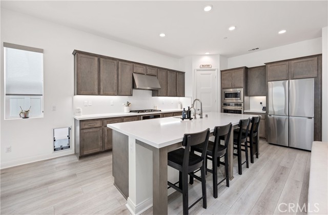 Detail Gallery Image 10 of 39 For 39481 Chamise, Temecula,  CA 92591 - 4 Beds | 3 Baths