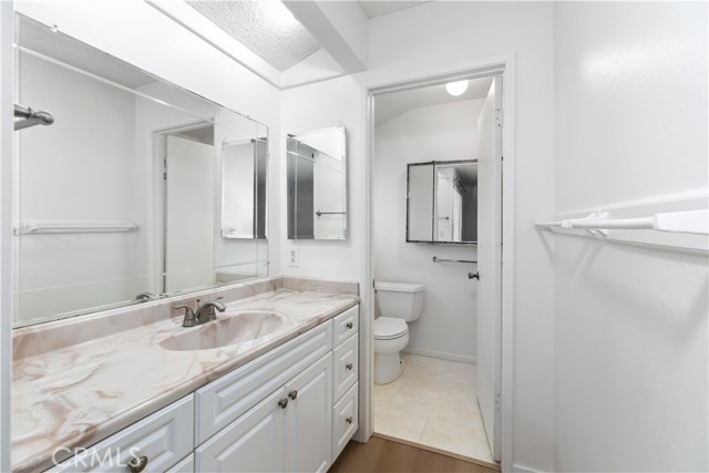 17616 Caliente Place, Cerritos CA: https://media.crmls.org/medias/52ff6366-6969-416c-be1a-fd8bc8c06c4b.jpg