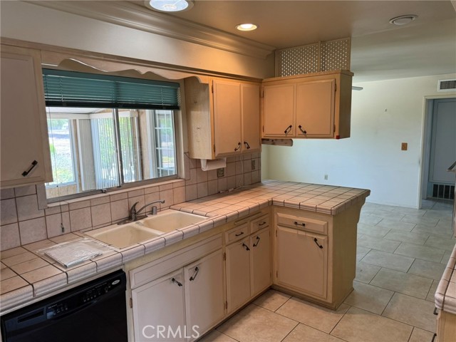 Detail Gallery Image 22 of 48 For 26644 Oakmont Dr, Menifee,  CA 92586 - 2 Beds | 2 Baths