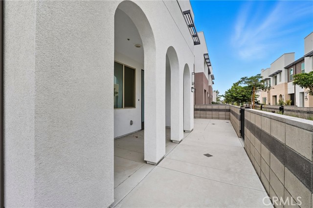 Detail Gallery Image 4 of 28 For 3520 E Peckham Paseo #6,  Ontario,  CA 91761 - 3 Beds | 3 Baths