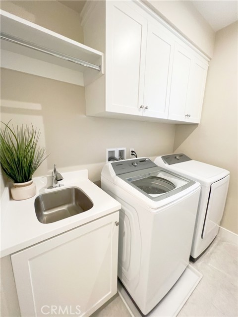 115 Montero, Irvine CA: https://media.crmls.org/medias/53009016-3dfc-4507-a58b-4fdcc3e50cdf.jpg