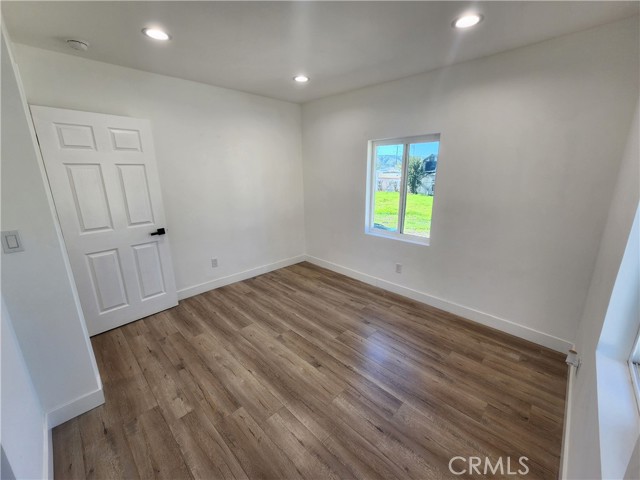 Detail Gallery Image 9 of 43 For 7665 Machrea, Tujunga,  CA 91042 - 3 Beds | 2 Baths