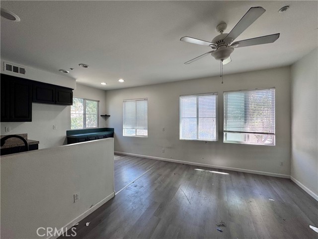 Detail Gallery Image 12 of 23 For 33700 Willow Haven, Murrieta,  CA 92563 - 3 Beds | 2/1 Baths