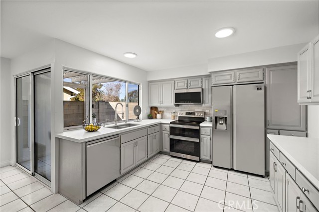 Image 5 of 30 For 5711 Rogers Drive