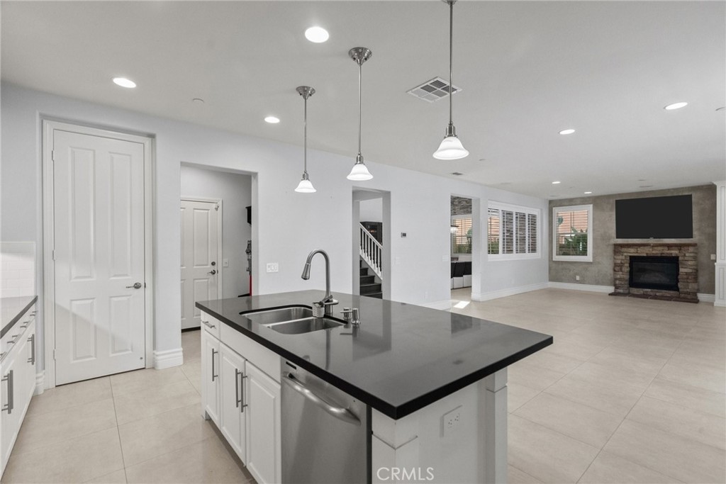 53014Aa4 7Eec 4745 9E9A 0Bd78A593390 22529 Breakwater Way, Saugus, Ca 91350 &Lt;Span Style='BackgroundColor:transparent;Padding:0Px;'&Gt; &Lt;Small&Gt; &Lt;I&Gt; &Lt;/I&Gt; &Lt;/Small&Gt;&Lt;/Span&Gt;